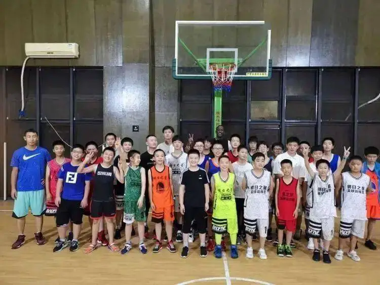 5v5篮球全场跑位训练课程_1